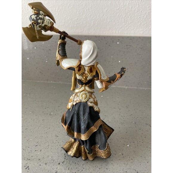 VTG World Warcraft Series 3 White Sister Human Priestess Figure Statue Loose - Picture 6 of 8